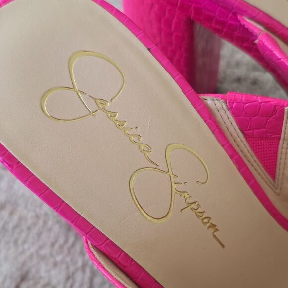 Jessica Simpson | Basima Pink Platform Sandals - Picture 7 of 9
